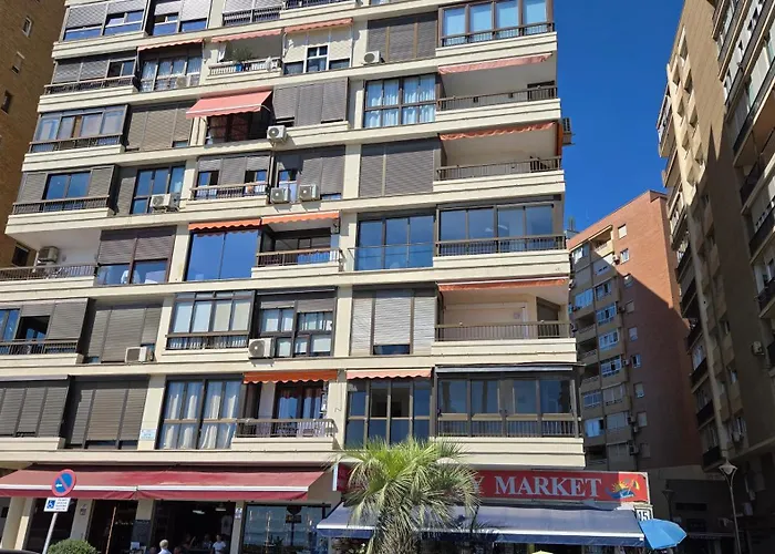 Premium Monthly Front By Del Parque Flats Μάλαγα